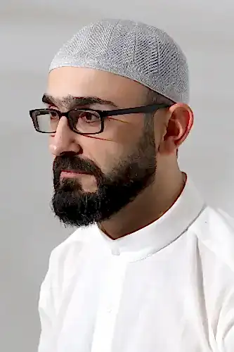 Açık Gri Safir Dantel Detaylı Örme Namaz Takkesi 