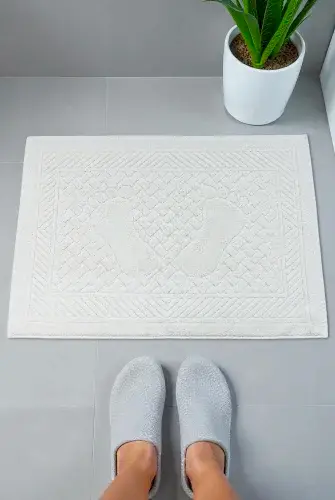 Ayak İzi Desenli 2li Ayak Havlusu - 50x70 cm - Su Emici Banyo Paspası Seti - Beyaz - 04085 - 1