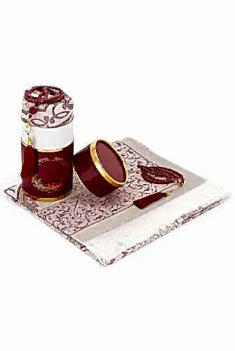 Çeyizlik Hediyelik Silindir Kutulu, İnci Tesbihli Seccade Seti - Bordo - ihvanonline (1)