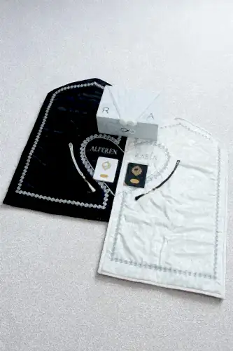 Çeyizlik Kişiye Özel İsimli Kalpli Seccade Seti - Sandıklı Bohçalık Hediyelik Eşli Çift Seccadesi - ihvanonline (1)