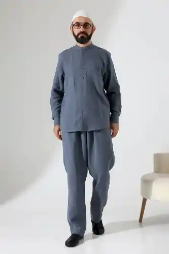 Erkek Müslin Hakim Yaka Cepli Gömlek Pantolon İkili Takım, Hac Umre Kıyafeti - Füme (ANS) - İhvan (1)