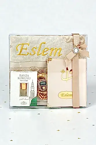 Hediyelik Kişiye Özel İsimli Seccade Seti - Yasin Kitabı, Tesbih, Zikirmatik, Esans - Gold 