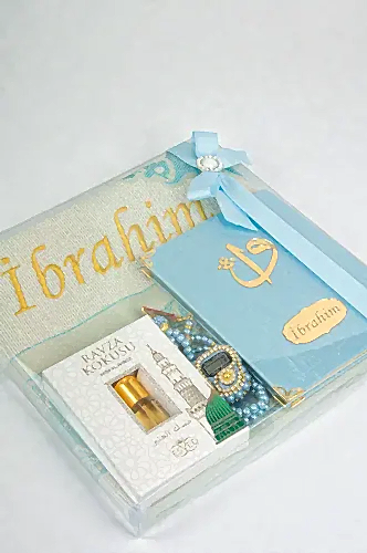 Hediyelik Kişiye Özel İsimli Seccade Seti - Yasin Kitabı, Tesbih, Zikirmatik, Esans - Mavi - ihvanonline (1)