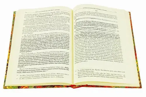 İslam Şeriatinde Büyük Günahlar / Kitabü'l - Kebair - Bedir Yayınevi (1)