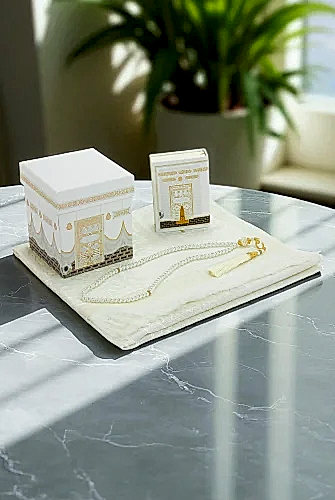 Kabe Desenli Özel Kutulu Kuranı Kerim Seccade Mevlüt Seti Beyaz 