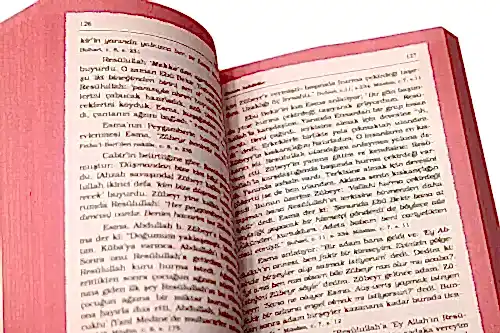 Kadın Şahsiyetler ve Hanım Sahabiler-1834 - Mercan Kitap (1)