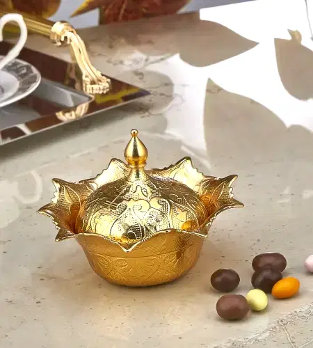 Kapaklı Gül Şekerlik Tas Altın 