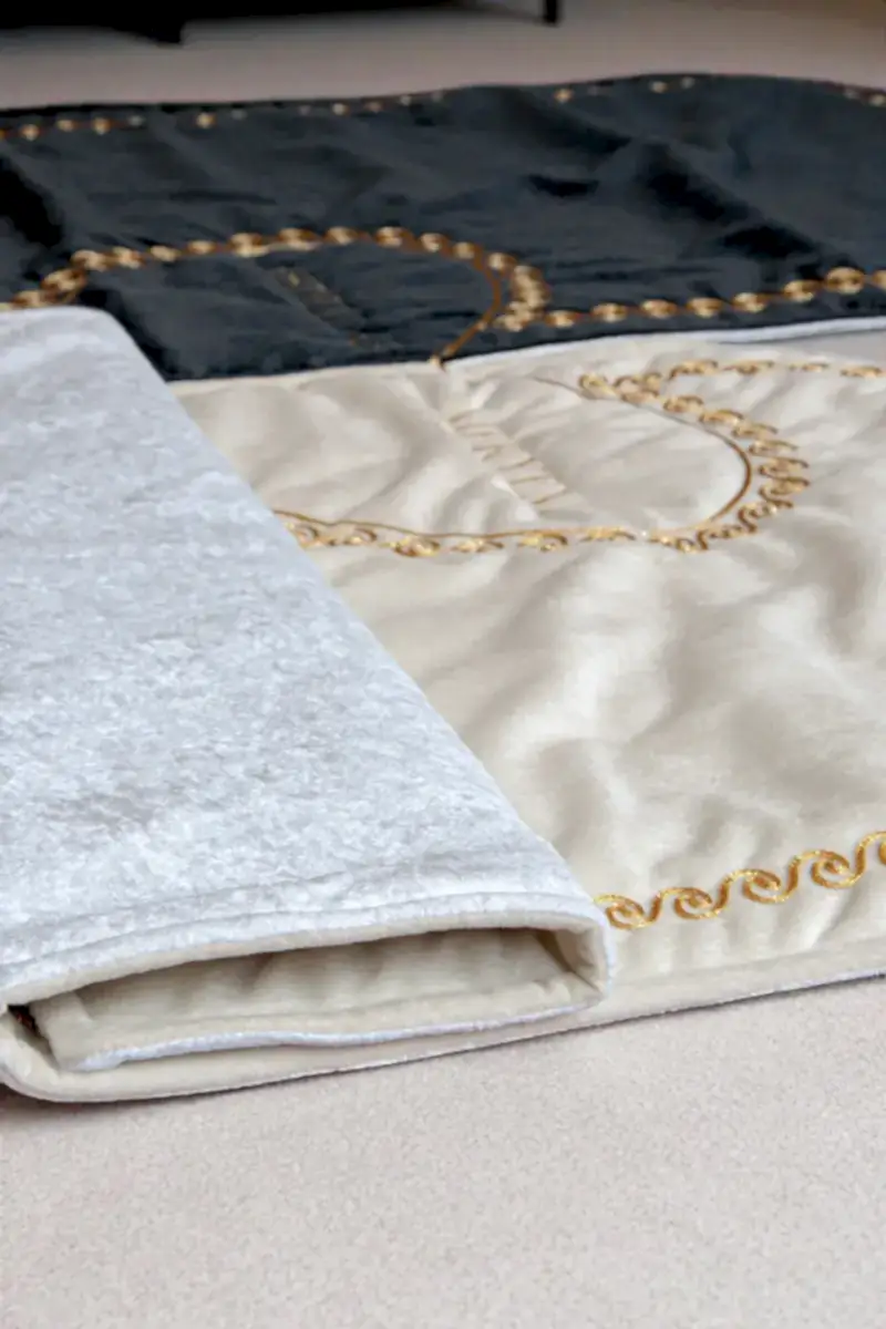 Kişiye Özel İsimli Kalpli Seccade Gelin Damat Bohçası Çift Seccadesi Tesbihli Çeyizlik Hediyelik Set - 4