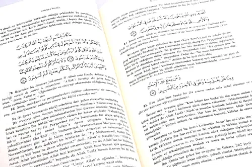 Fâtiha'dan Nâs'a Esbâb-ı Nüzül; Kur'ân Ayetlerinin İniş Sebepleri Fâtiha'dan Nâs'a Esbâb-ı Nüzül Kur'ân Ayetlerinin İniş Sebepleri-1387 - Çağrı Yayınları (1)