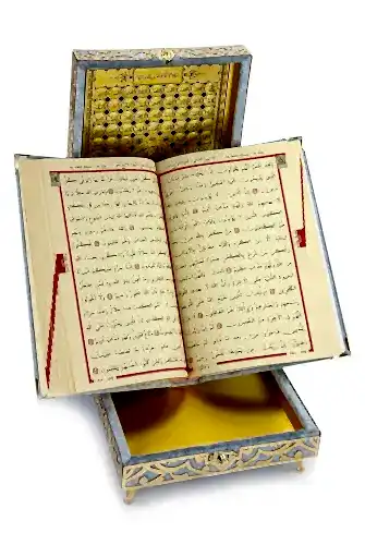 Özel Kadife Kaplı Kutulu Kuranı Kerim - Orta Boy Gri Renk - ihvanonline (1)