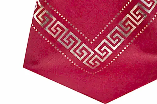 Pano Desenli Varaklı Kırmızı Örtü - İhvan (1)