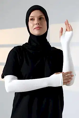 Parmak Geçmeli Kadın Penye Tesettür Kolluk - Krem 