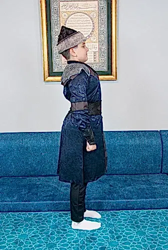 Peluş Kürk Detaylı Ertuğrul Erkek Çocuk Kostümü, Alp Kıyafeti Lacivert - 3