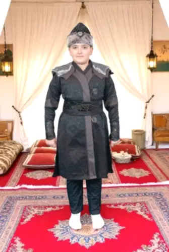 Peluş Kürk Detaylı Ertuğrul Erkek Çocuk Kostümü, Alp Kıyafeti Siyah 