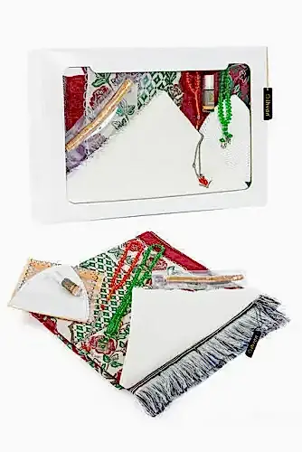 Ramazana Özel Set 43 - Seccade - Örtü - Esans - Takke - Tesbih - Misvak - Kutulu - 1