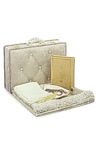 Sandıklı İşlemeli Çeyizlik Seccade Seti Damat Gelin Bohçası Hediyelik Kuranı Kerim Seti - 1