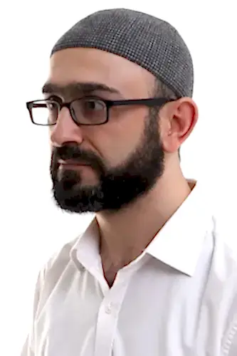 Siyah Kışlık Nokta Desenli Orlon Namaz Takkesi 